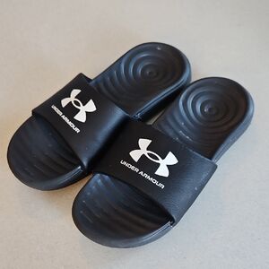 Under Armour Black Youth Slides